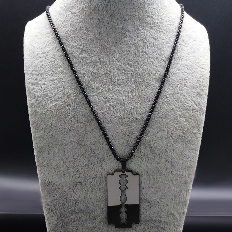Gothic Blade Razor Pendant Nec - Men Accessories Aesthetic recension och pris