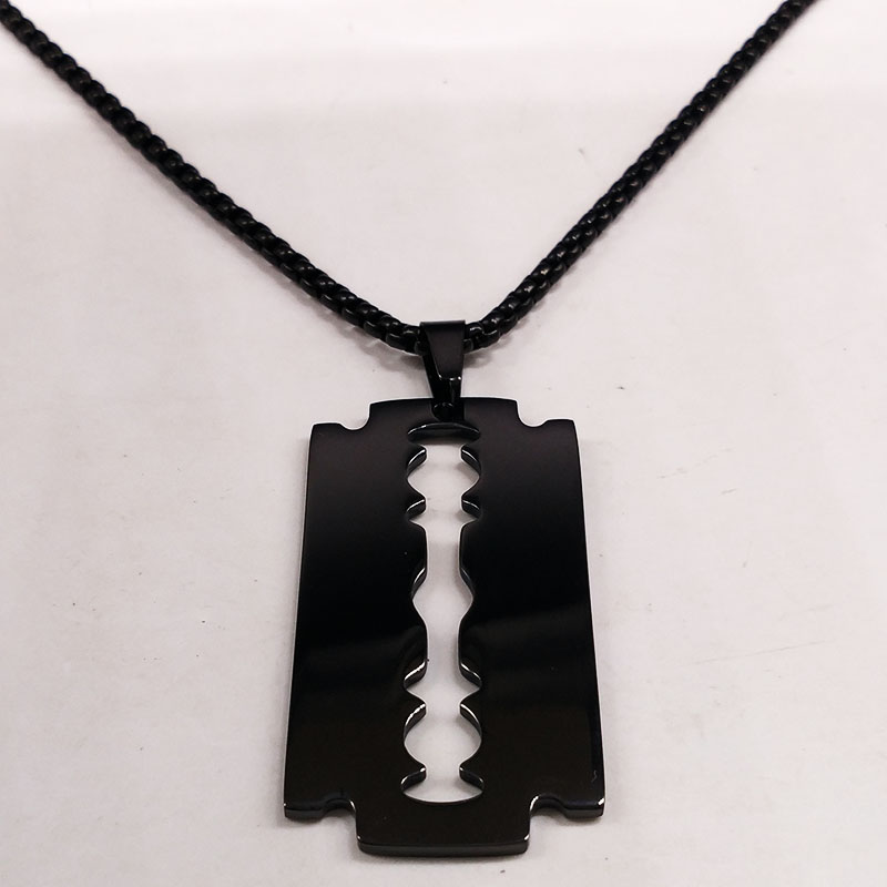 Gothic Blade Razor Pendant Nec - Men Accessories Aesthetic recension och pris