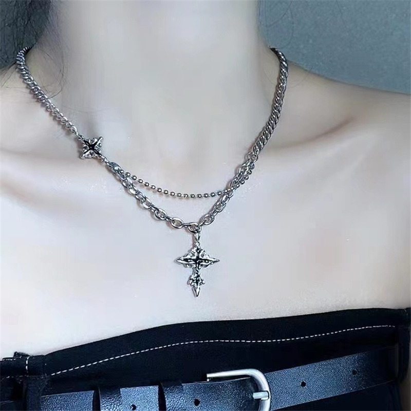 Gothic Vintage Y2K Red Glass H - Men'S Accessories In The 90S recension och pris